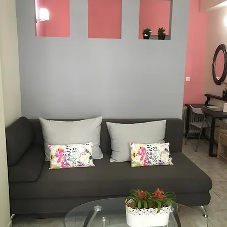 Chania Central Renovated Studio Apartment